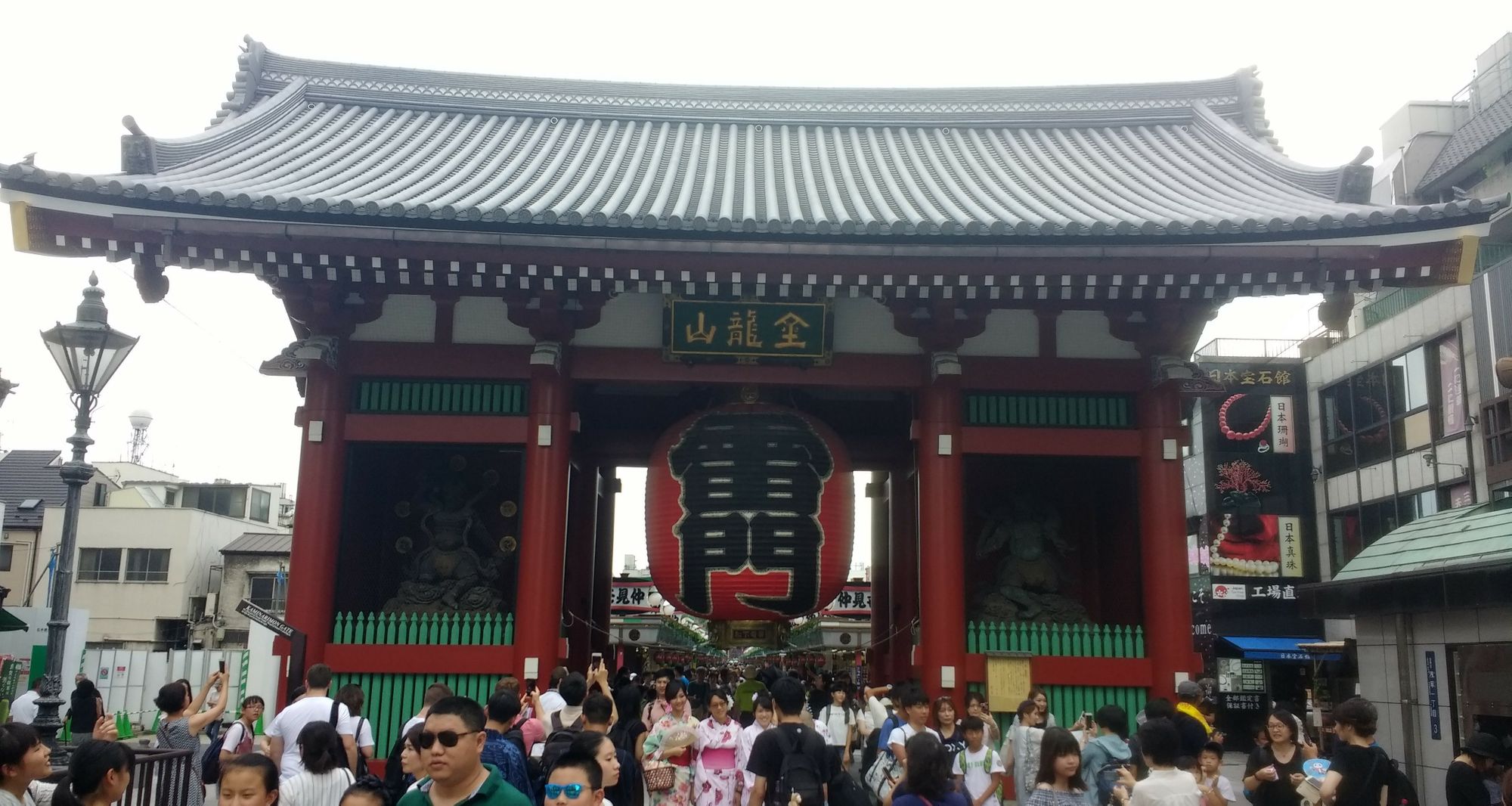 Von Asakusa über Akihabara nach Odaiba